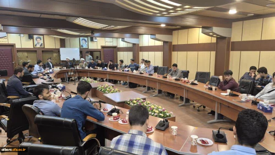 مدرسه صالح با معلم تراز  4