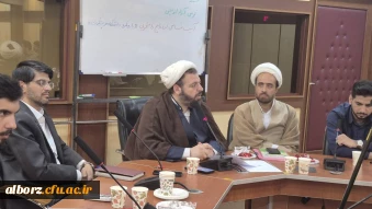 مدرسه صالح با معلم تراز  18