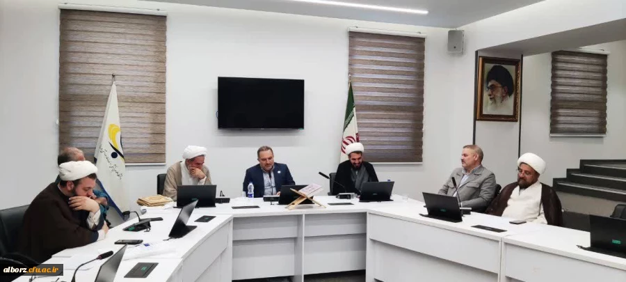 تجلیل از برگزیدگان جشنواره ارزشمند نهج البلاغه ورسا 2