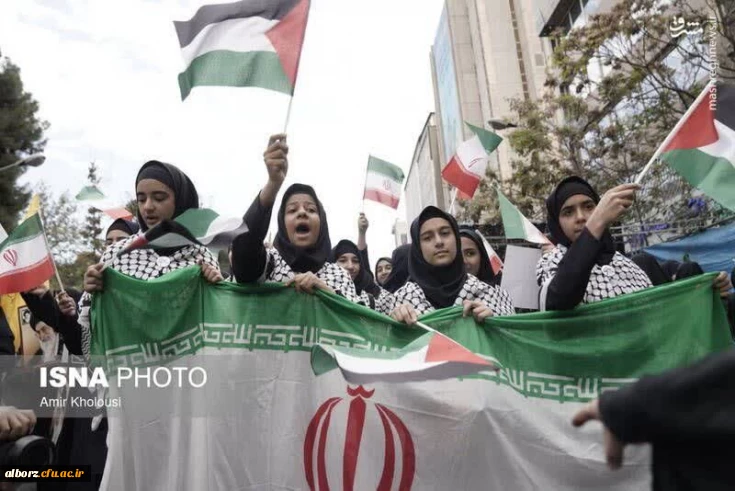 سیزدهم آبان 

سیزدهم آبان ماه، یادآور سه رخداد بزرگ در تاریخ انقلاب اسلامی و تجلی روح بیداری، آزادی خواهی و استکبارستیزی ملت ایران است